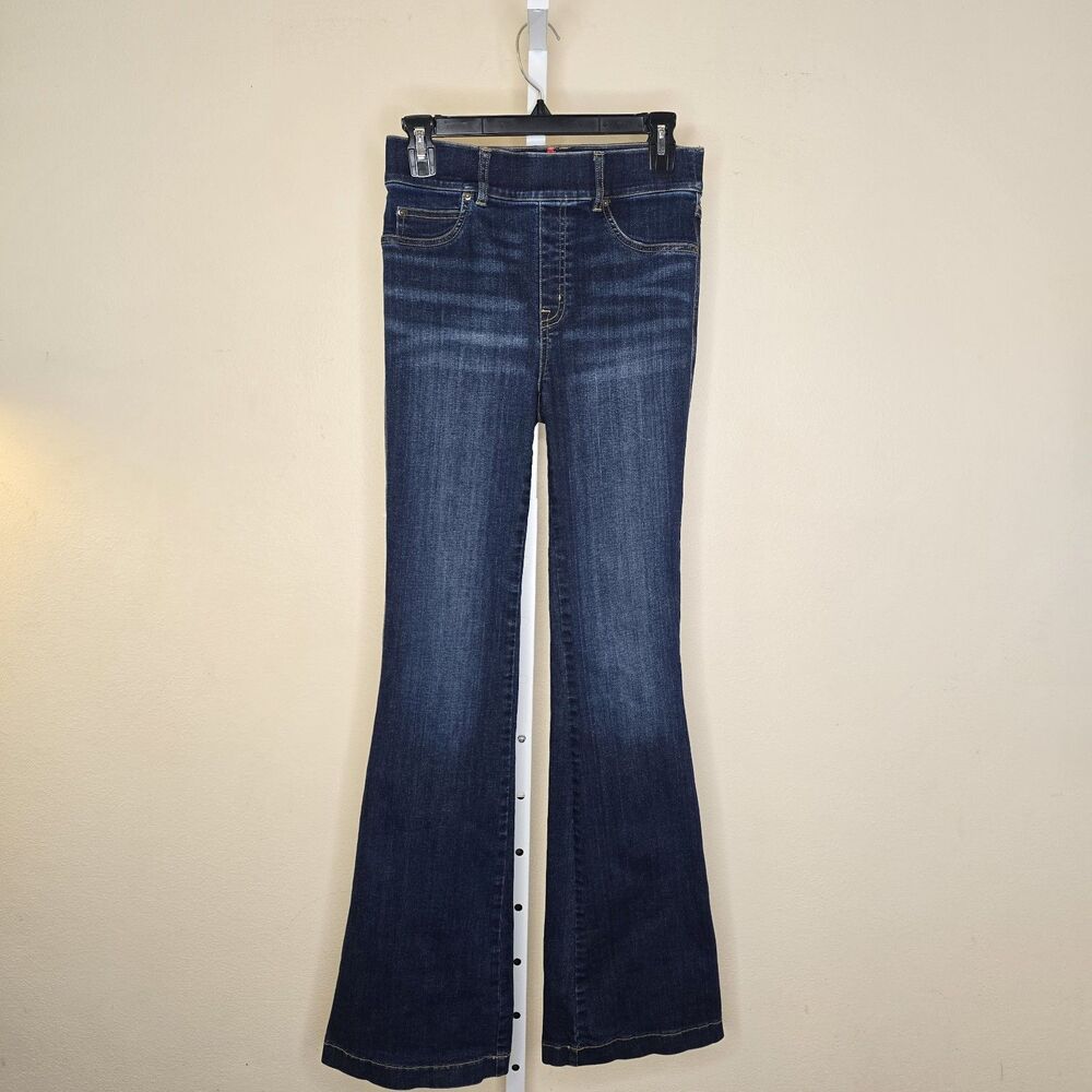 SPANX Size S Medium Wash Denim Flared Jeans Pull-On Shaping Stretch #20327R